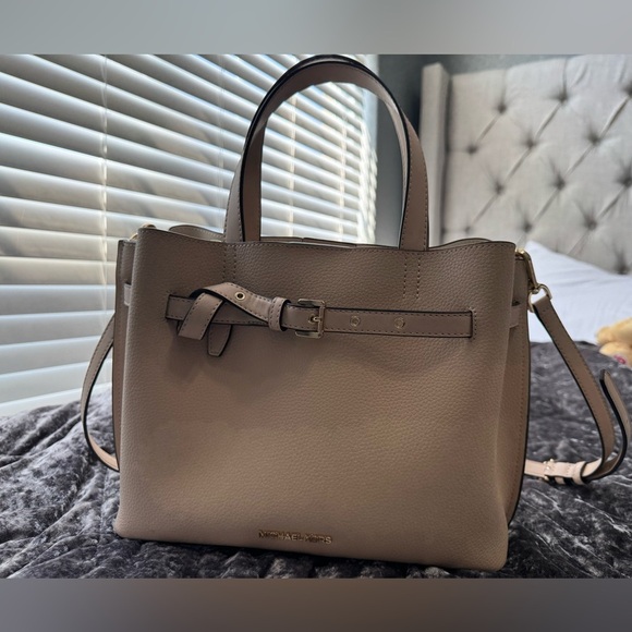 Michael Kors Emilia Triple Compartment Small Crossbody - Picture 5 of 7